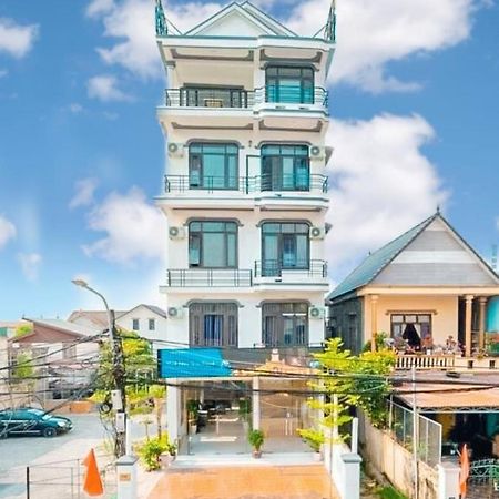 Tan Hoang Minh Hotel Dong Hoi Extérieur photo