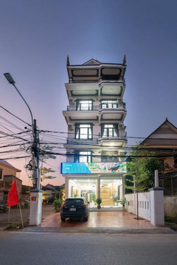 Tan Hoang Minh Hotel Dong Hoi Extérieur photo