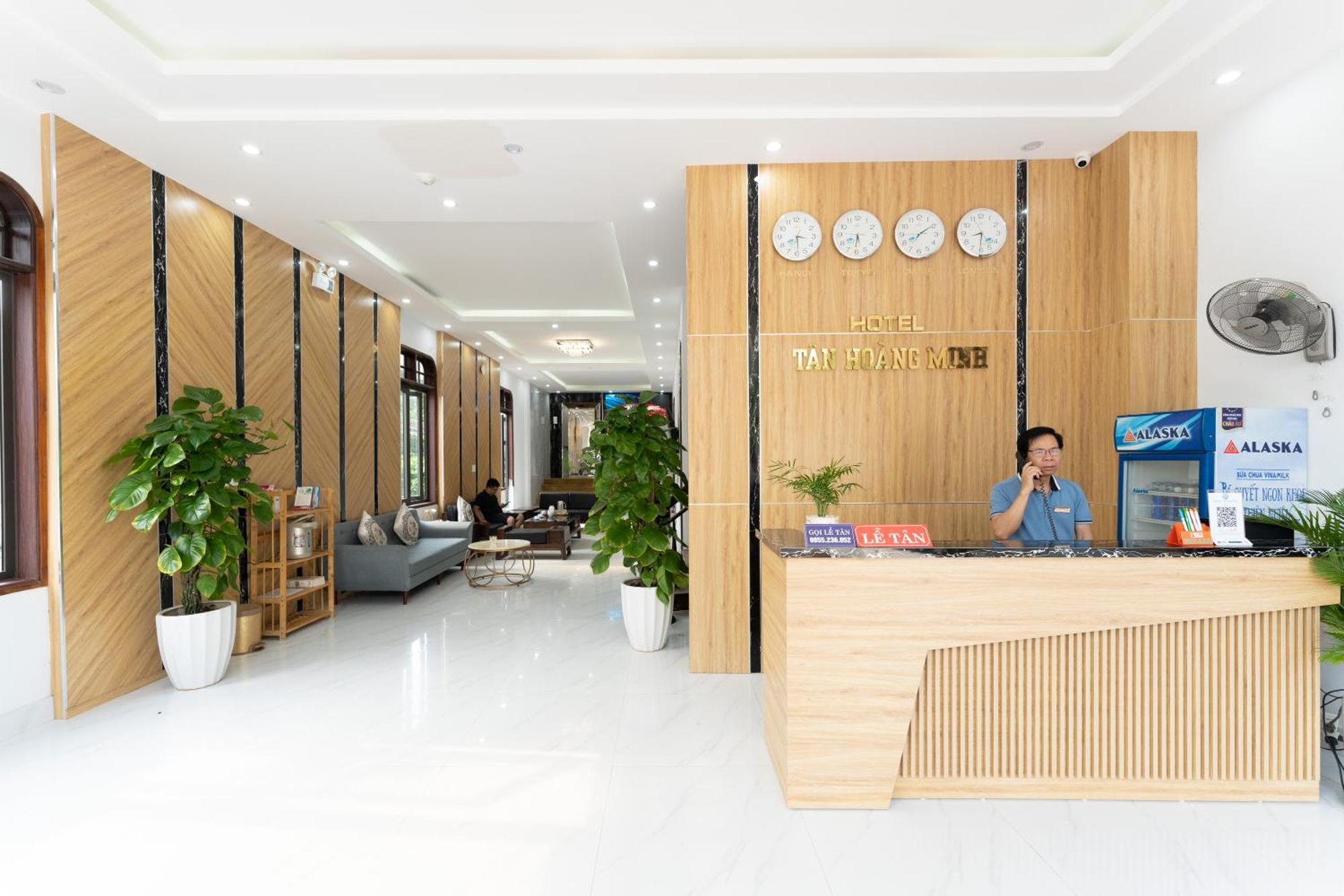 Tan Hoang Minh Hotel Dong Hoi Extérieur photo